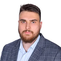 Артем Гришаев