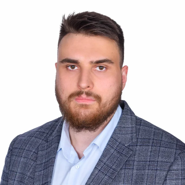 Артем Гришаев